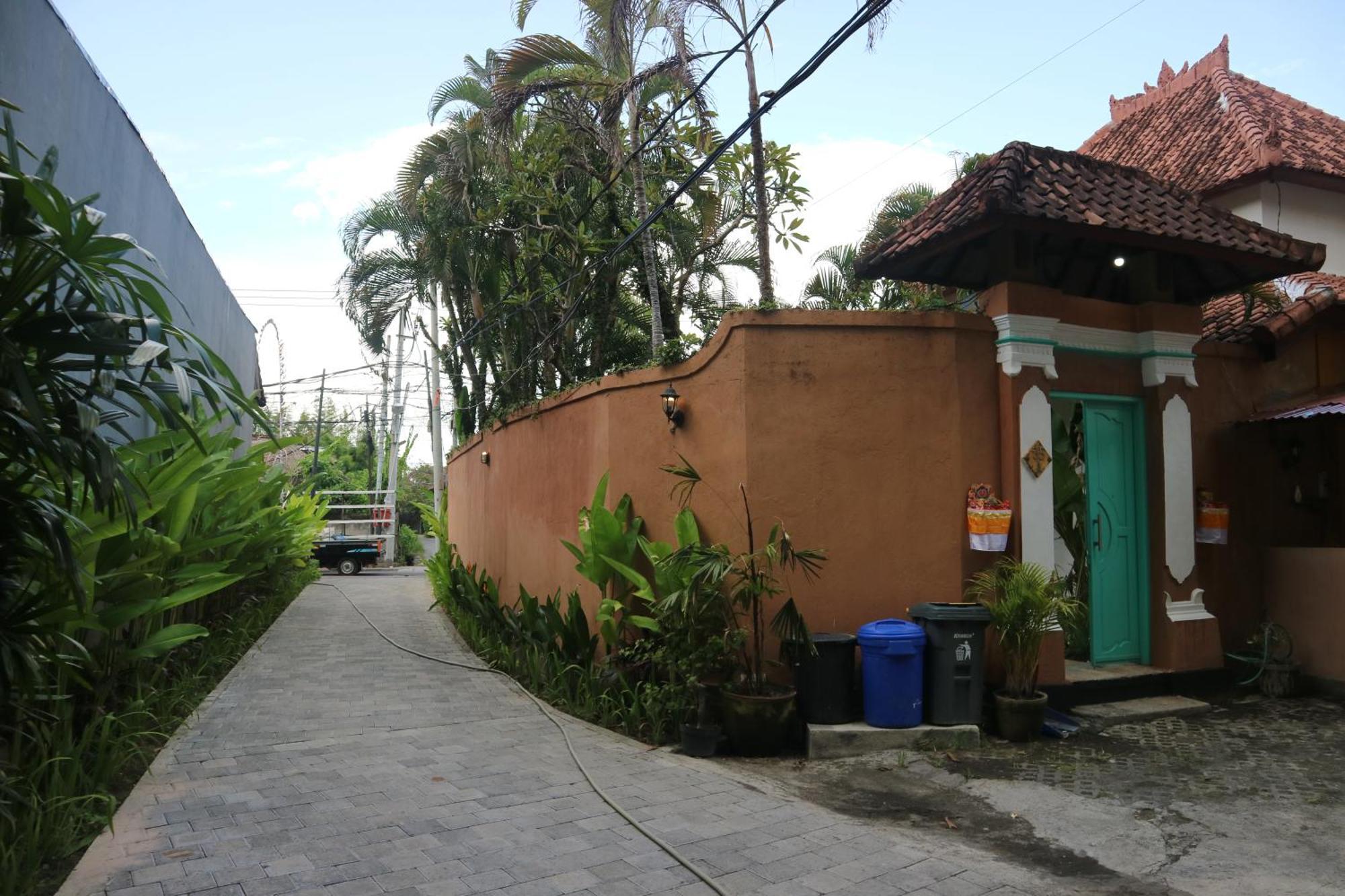 Villa Alam Biru Gardenia Seminyak Esterno foto